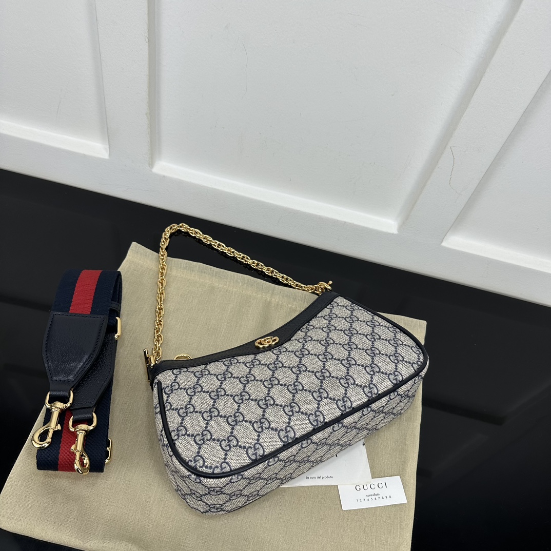 Gucci Hobo Bags